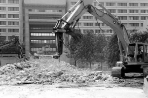 The Ross ramp was demolished in 1989 to give way to Vari Hall. Photo courtesy of York University Libraries, Clara Thomas Archives and Special Collection (F0091), ASC00277.